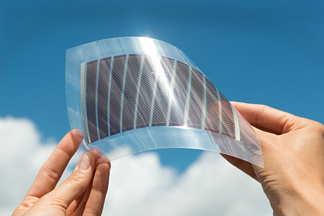Flexible organische Photovoltaikzelle, die mit einer Ultrabarrierebeschichtung geschützt wird.
