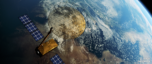 Reflektorantenne LEA-X5 auf einem Satelliten Reflektorantenne LEA-X5 auf einem Satelliten