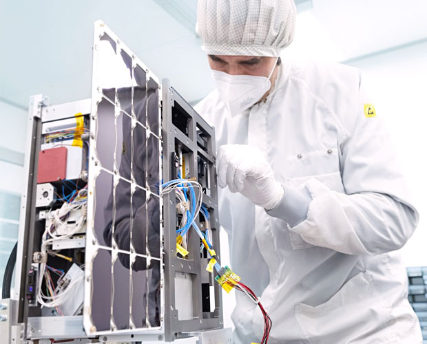 Cooperation between Fraunhofer and Brose in the aerospace sector