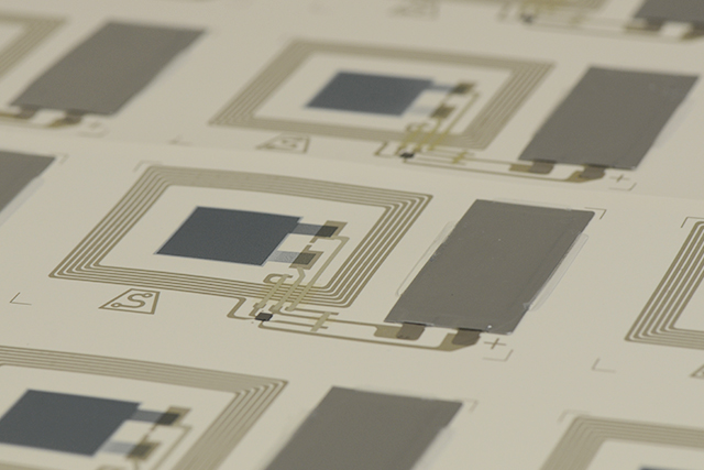 Printed sensors on paper - a new and sustainable solution for smart labeling